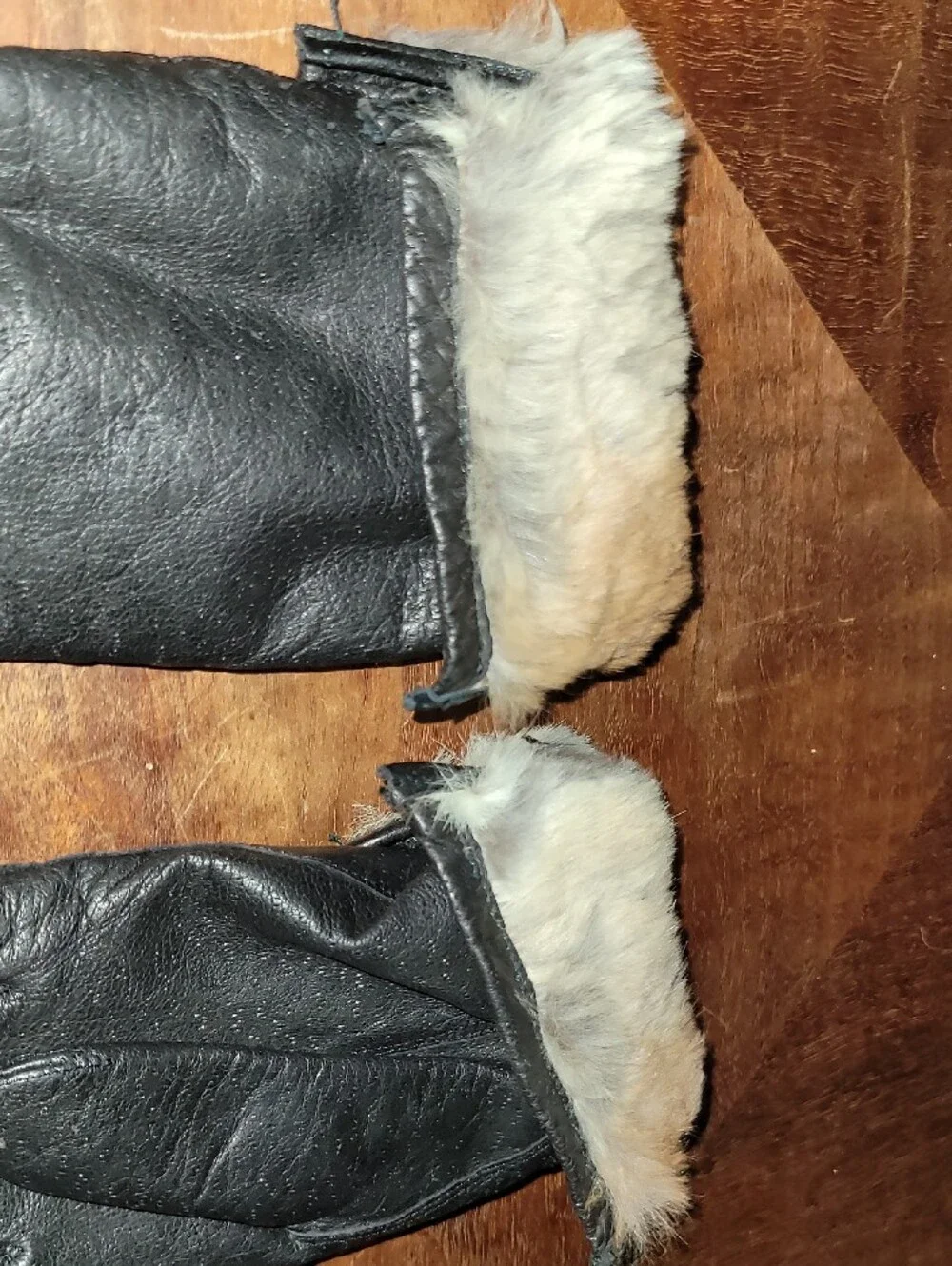 Vintage. Leather Gloves. Rabbit-fur Lining. Womens Medium
